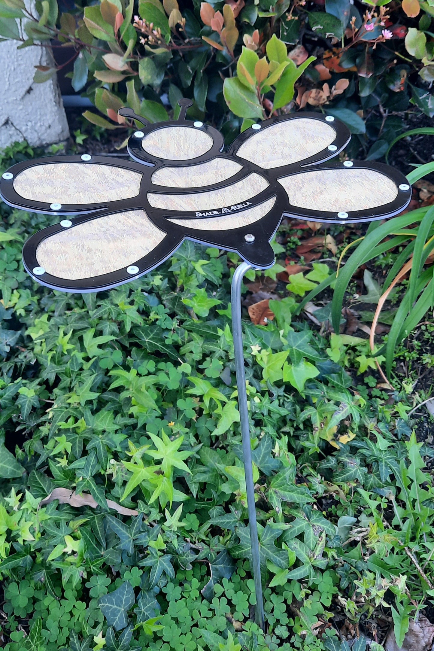 10 inch Bee, Black frame with light Yellow 90% shade cloth