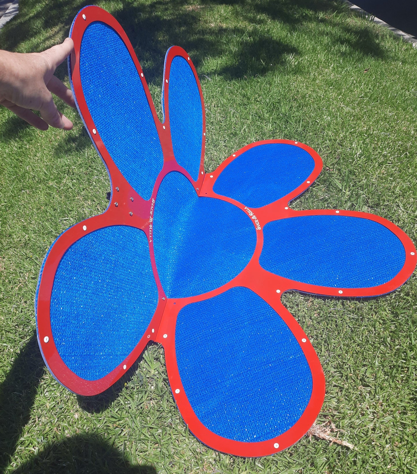 BACK BY POPULAR DEMAND! 34 inch fold-able flower Shade-A-Rella!
