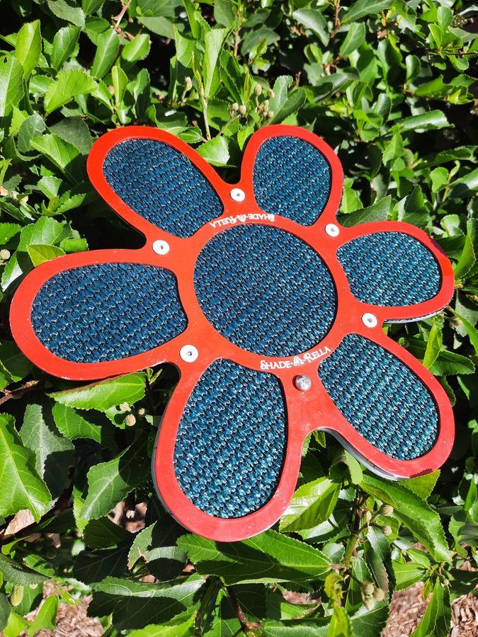 7.5 inch small Flower with red frame and dark green 95% shade cloth