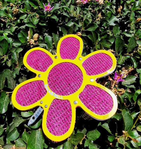 7.5 inch Yellow/ Magenta small flower Shade-a-Rella, shade for plants 60%